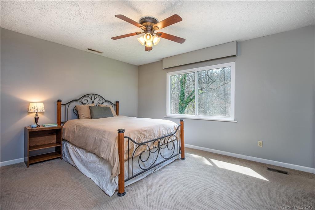 103 Mockingbird Circle Asheville NC 28806