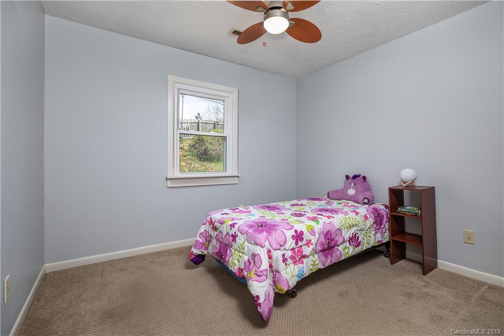 103 Mockingbird Circle Asheville NC 28806