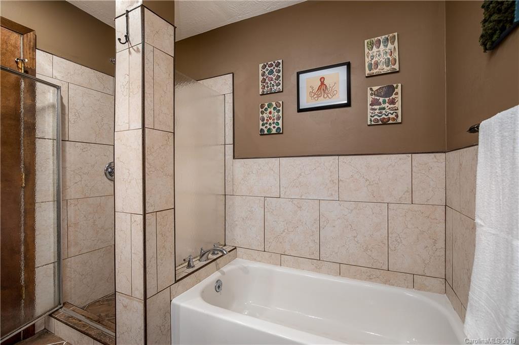 103 Mockingbird Circle Asheville NC 28806