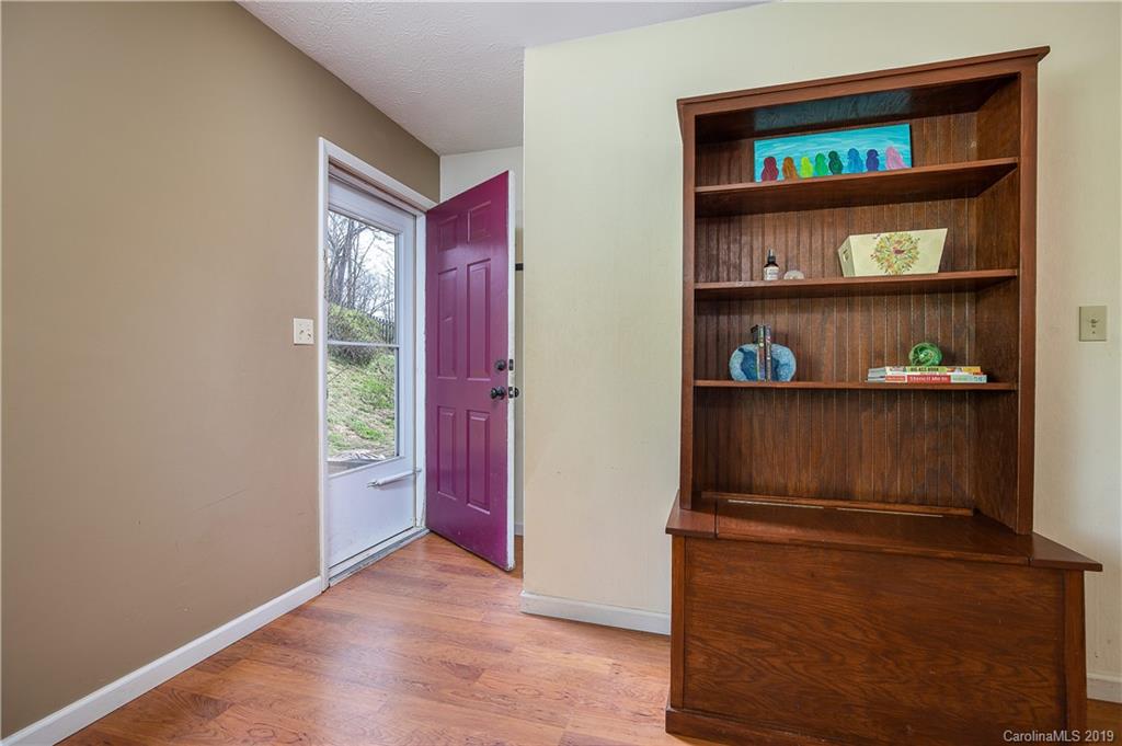 103 Mockingbird Circle Asheville NC 28806