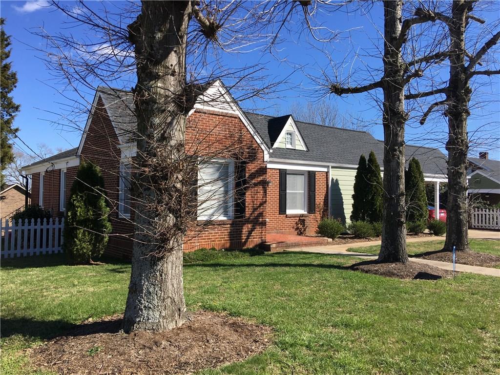 27 Forest Avenue Granite Falls NC 28630