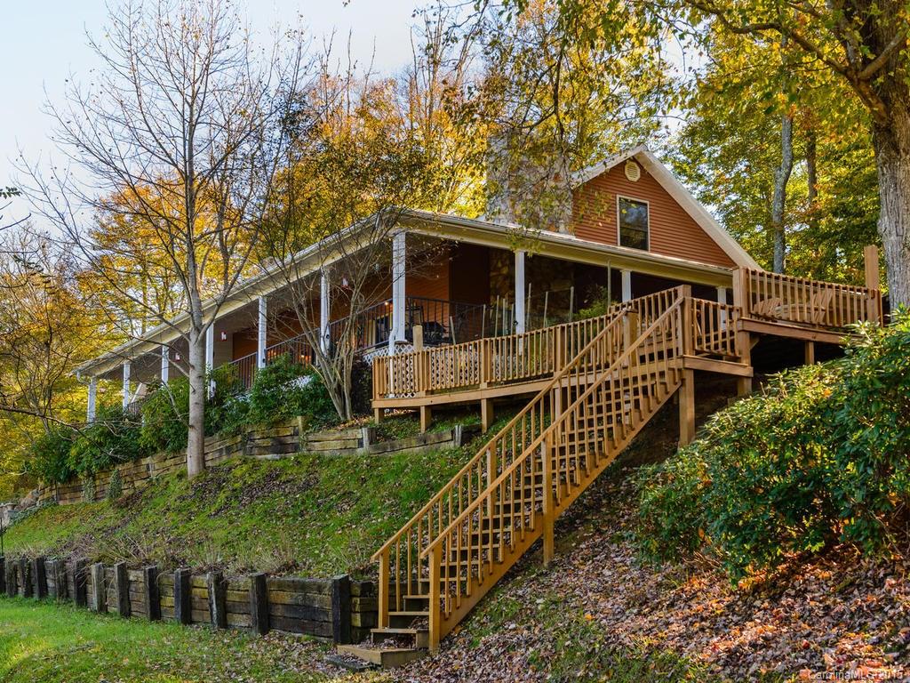372 Valle Drive Burnsville NC 28714
