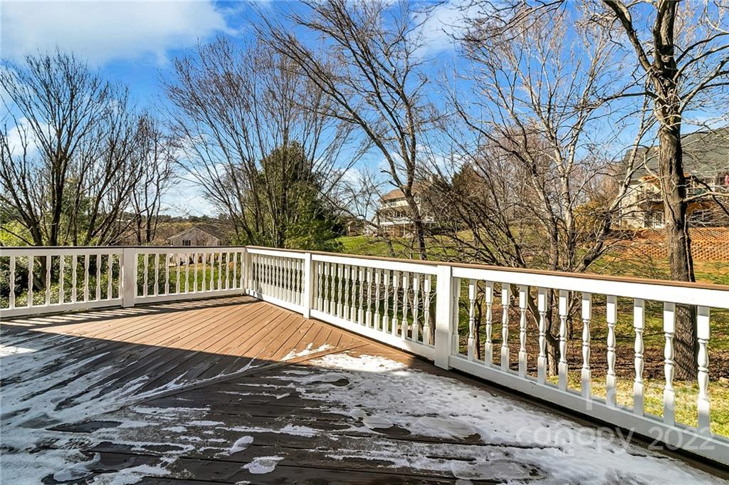 35 Autumn Hills Drive Weaverville NC 28787