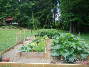 4055 State Highway 80 South Burnsville NC 28714