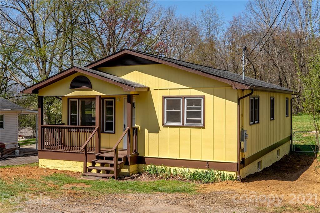 145 Woodland Drive Waynesville NC 28786