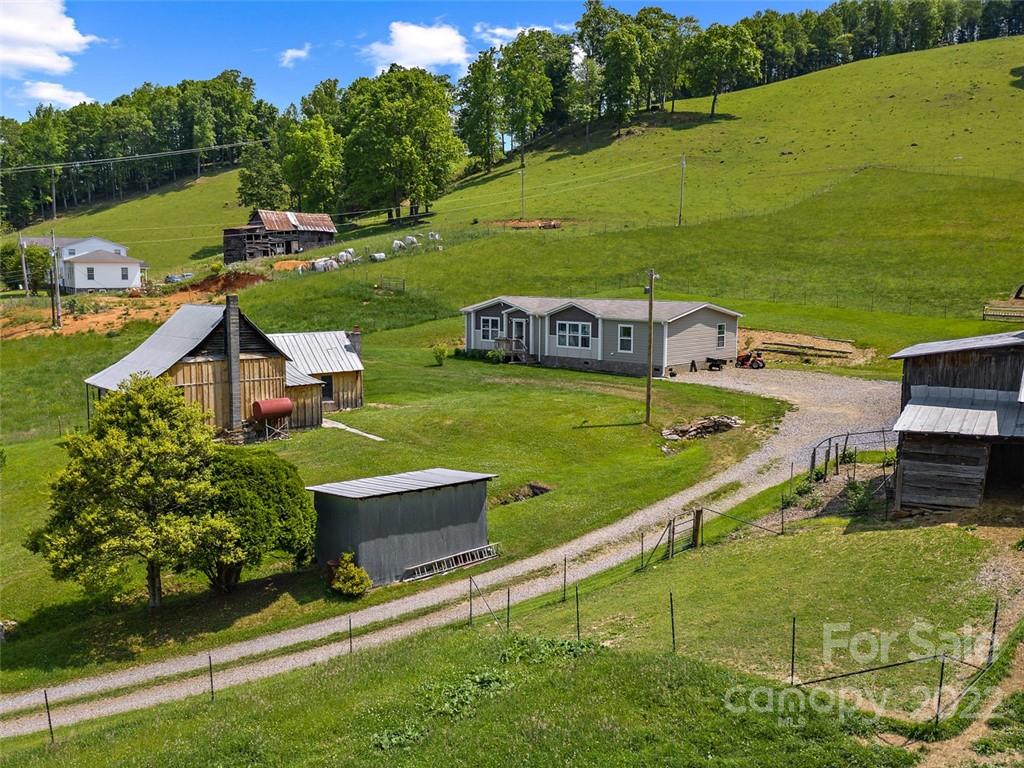 563 Lower Georges Fork Road Burnsville NC 28714