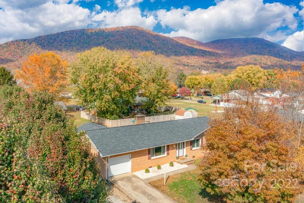 90 W Carson Street Old Fort NC 28762