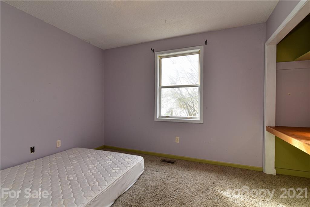 18 Short Shiloh Road Asheville NC 28803