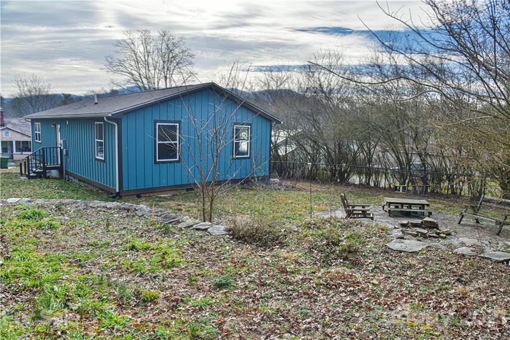 18 Short Shiloh Road Asheville NC 28803