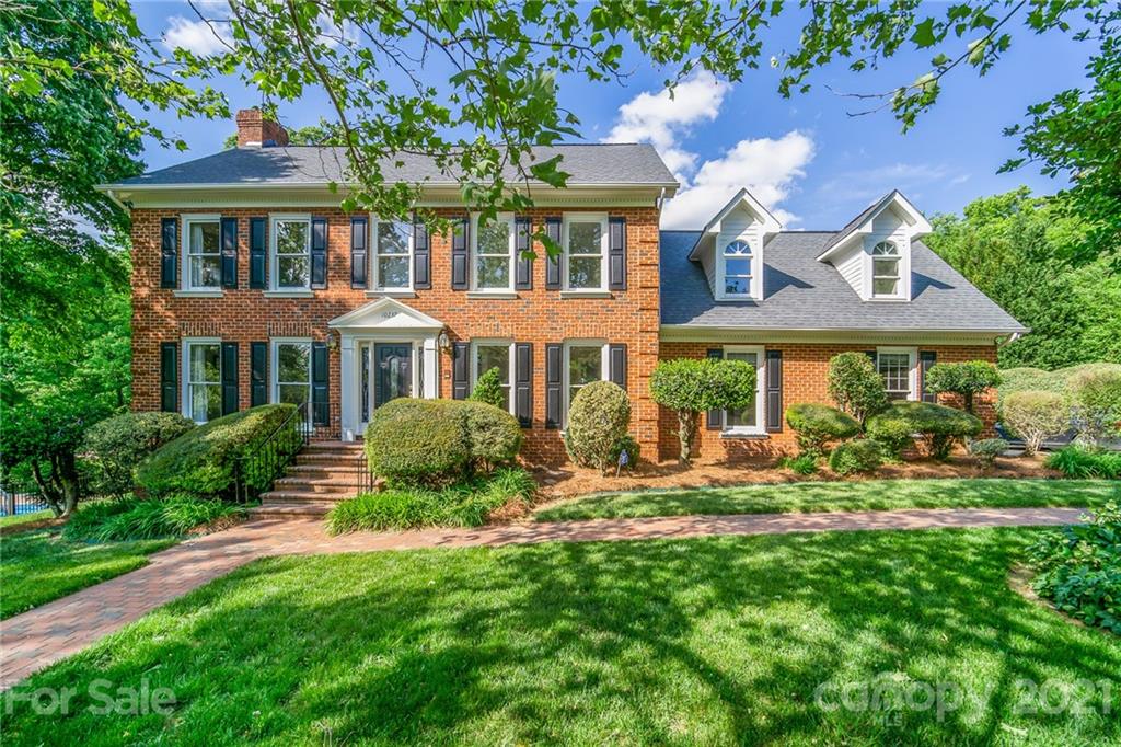 10237 Lampkin Way Charlotte NC 28269