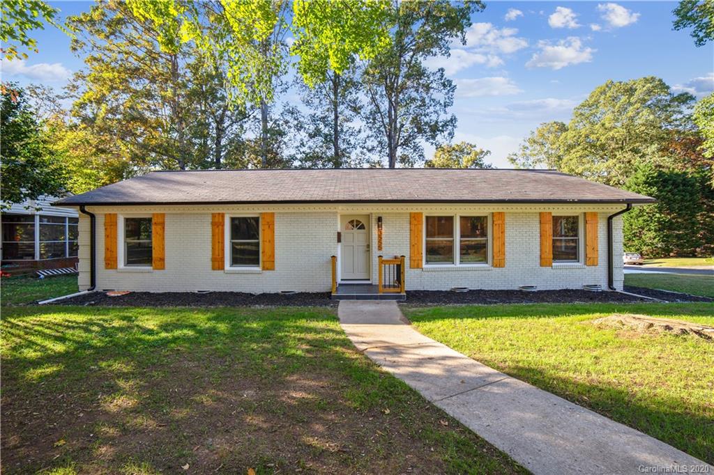 3555 Woodleaf Road Charlotte NC 28205