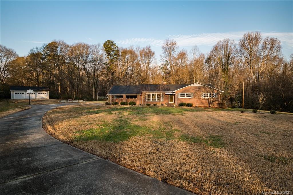 9401 Broadway Street Huntersville NC 28078