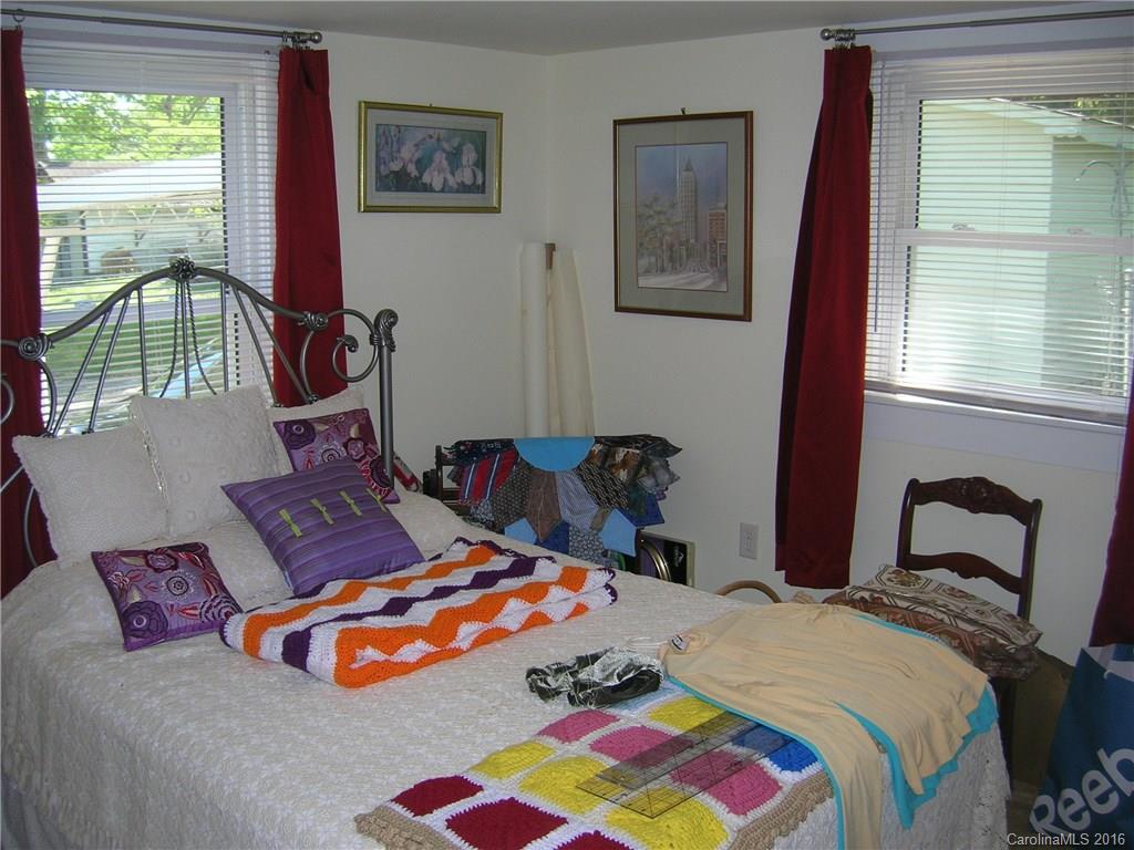35 Galax Avenue Asheville NC 28806