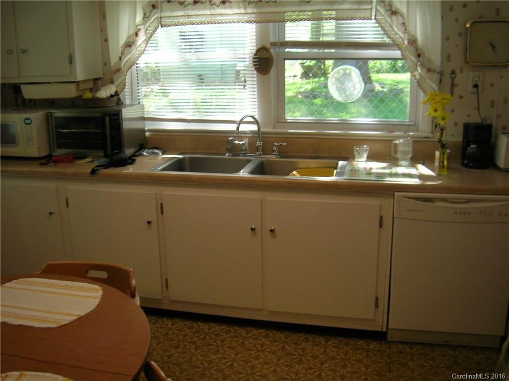 35 Galax Avenue Asheville NC 28806