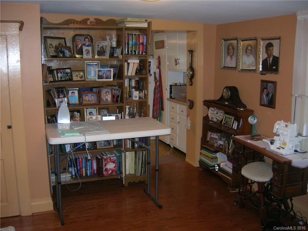 35 Galax Avenue Asheville NC 28806