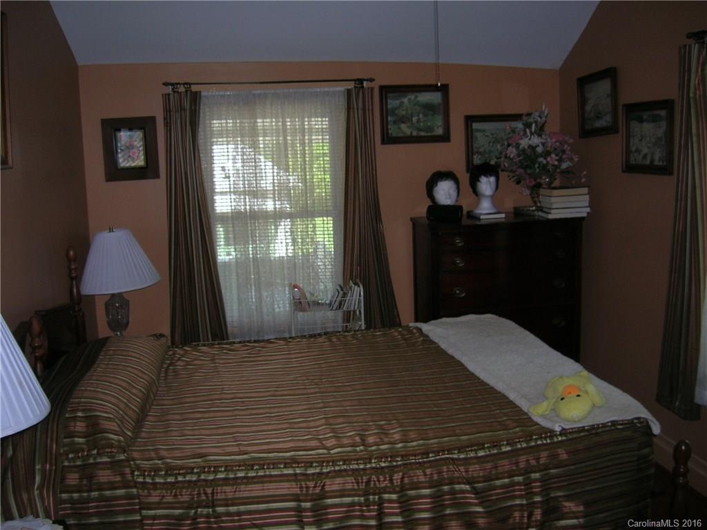 35 Galax Avenue Asheville NC 28806