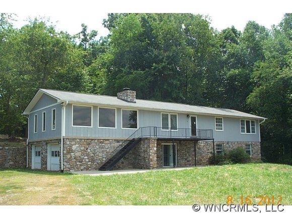 16 Meadowbrook Drive Candler NC 28715