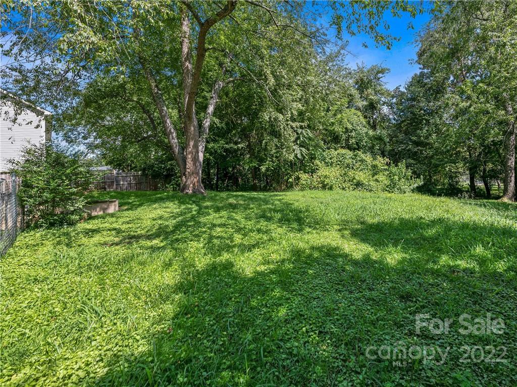 26 Deaver Park Circle Asheville NC 28806