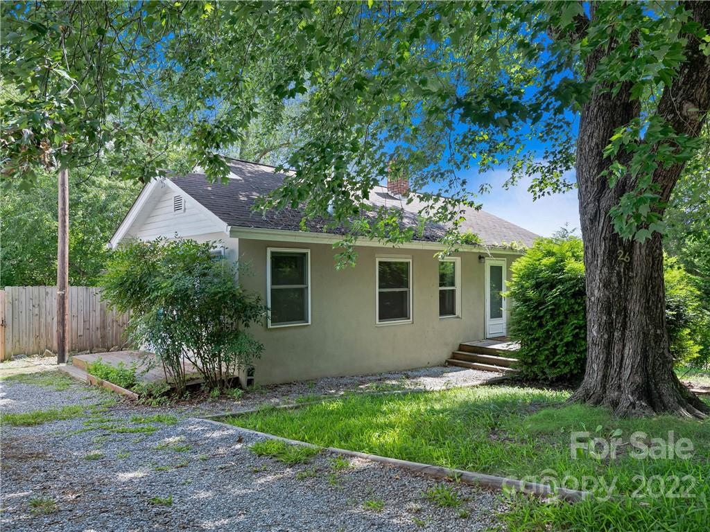 26 Deaver Park Circle Asheville NC 28806