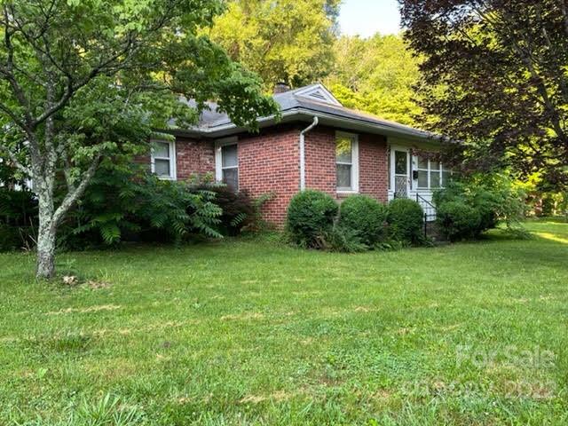 104 Powell Street Swannanoa NC 28778