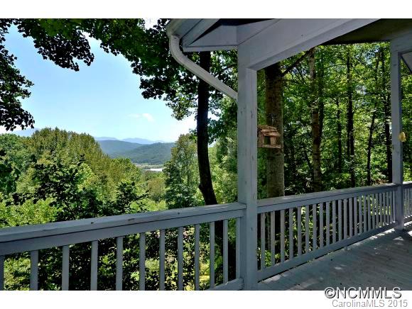459 Leisure Lane Burnsville NC 28714