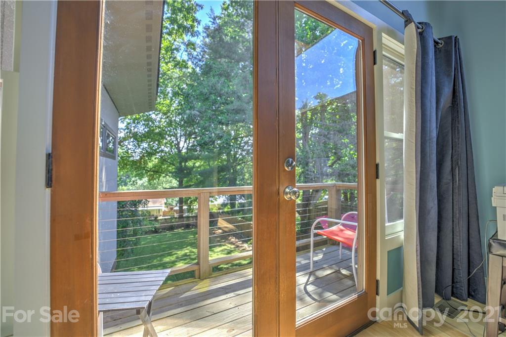36 Vermont Court Asheville NC 28806