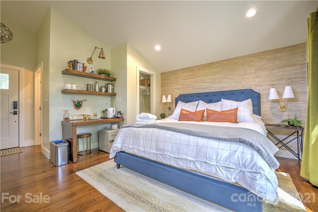36 Vermont Court Asheville NC 28806