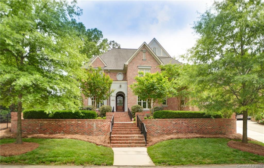 2023 Brandon Circle Charlotte NC 28211