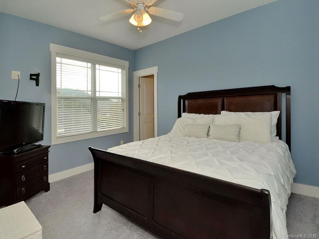 18 Byrdcliffe Lane Asheville NC 28805