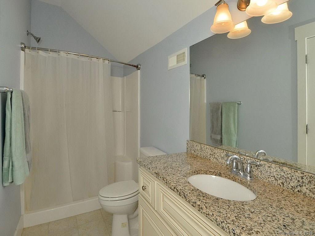 18 Byrdcliffe Lane Asheville NC 28805