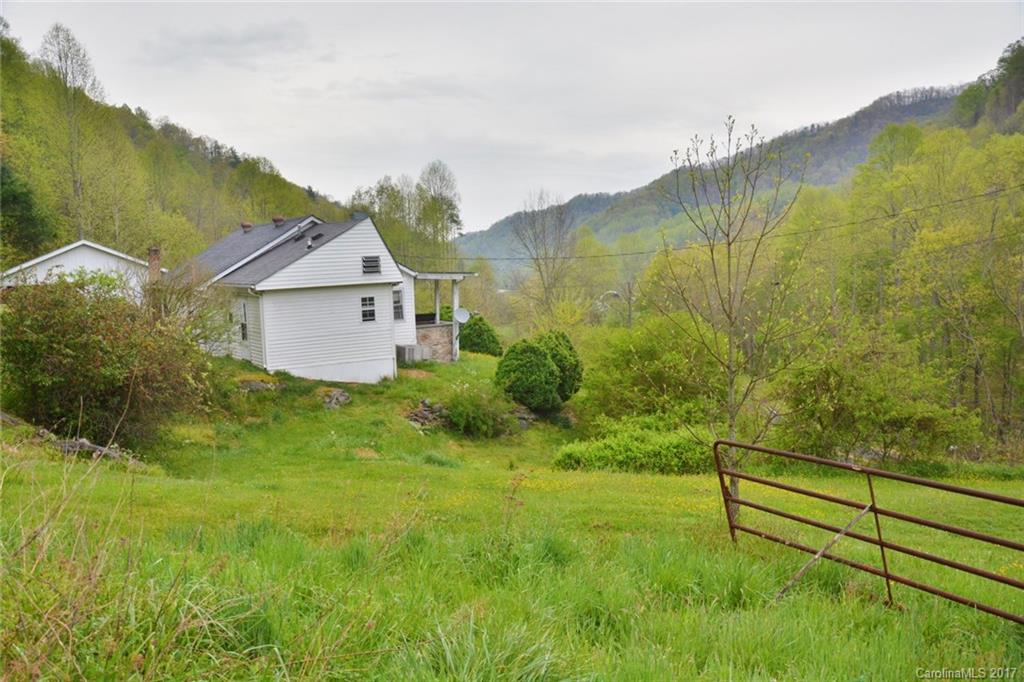 7300 Little Pine Road Marshall NC 28753
