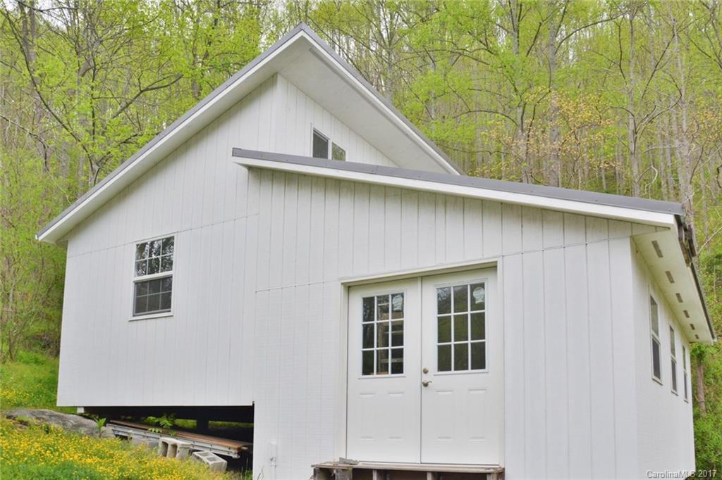 7300 Little Pine Road Marshall NC 28753