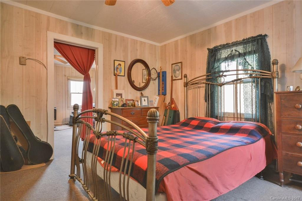 7300 Little Pine Road Marshall NC 28753