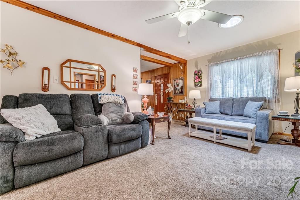15 Gaddy Road Weaverville NC 28787