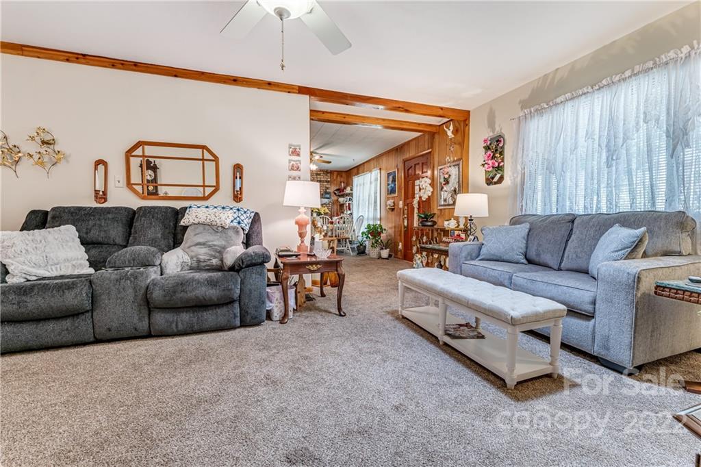 15 Gaddy Road Weaverville NC 28787