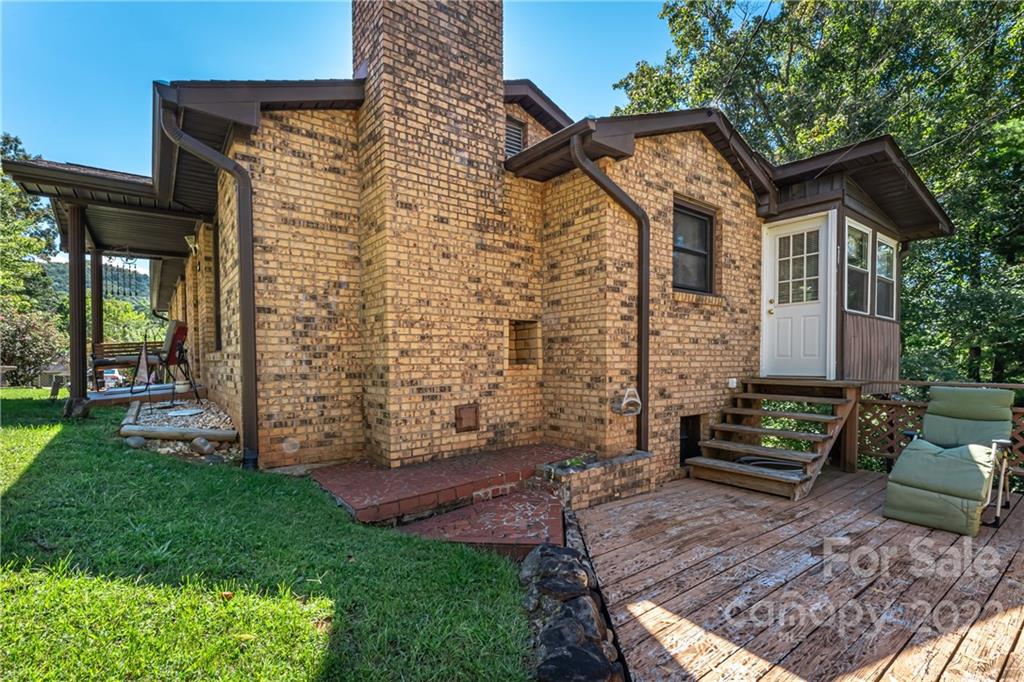 15 Gaddy Road Weaverville NC 28787