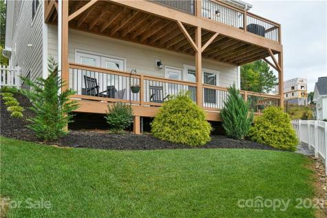 3 Leeds Lane Black Mountain NC 28711