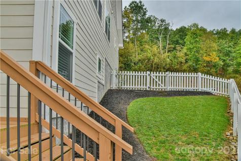 3 Leeds Lane Black Mountain NC 28711