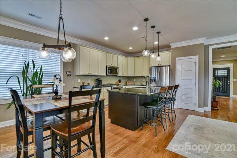 3 Leeds Lane Black Mountain NC 28711