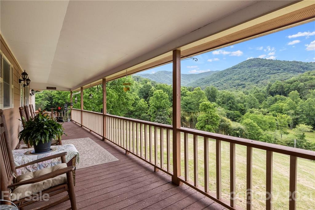 108 Buckeye Branch Road Franklin NC 28734