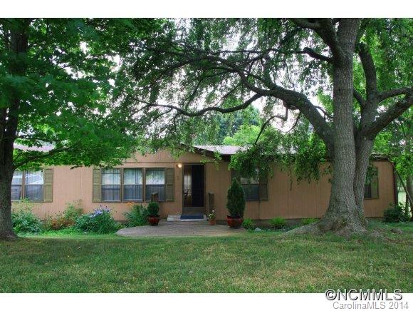 9 Cedar Knoll Road Asheville NC 28806