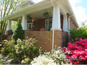 22 Larchmont Road Asheville NC 28804