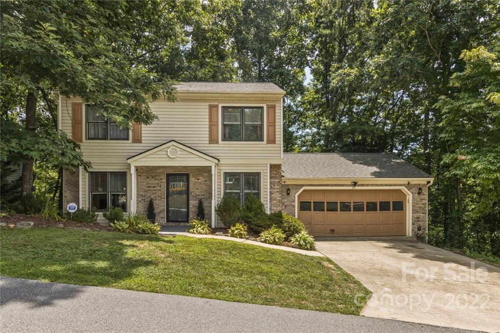 24 Foxberry Drive Arden NC 28704