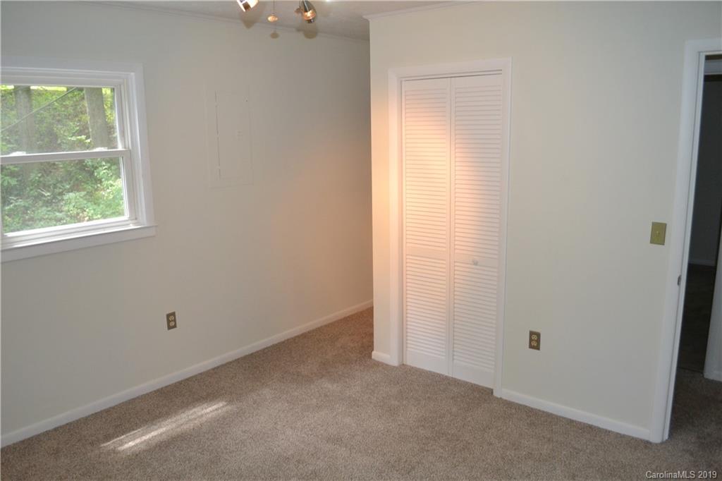 135 Fairview Heights Waynesville NC 28786