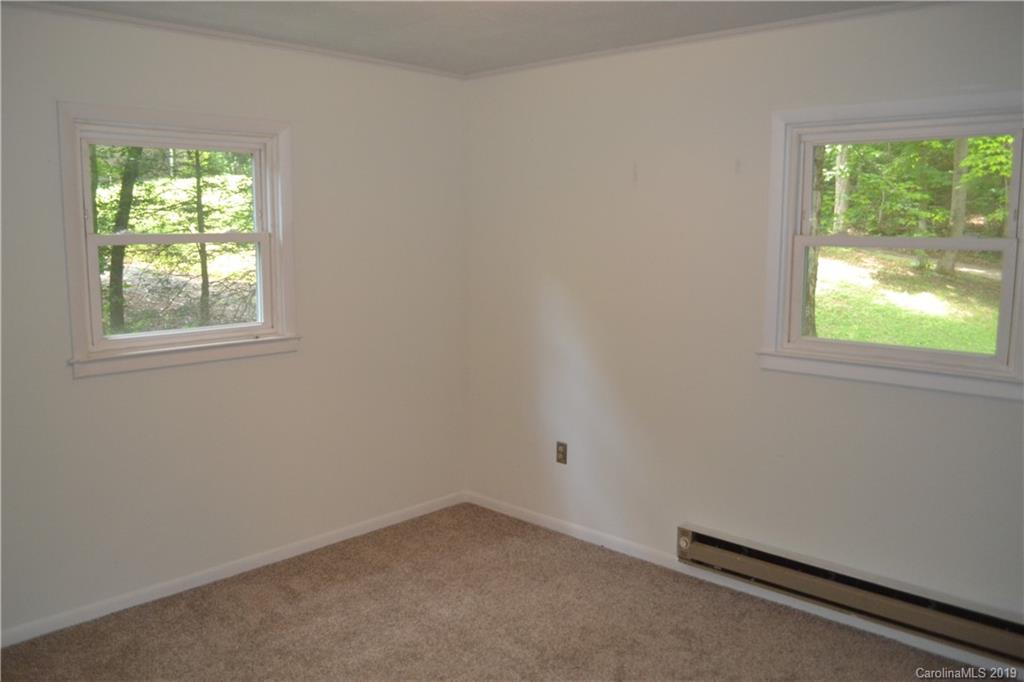135 Fairview Heights Waynesville NC 28786