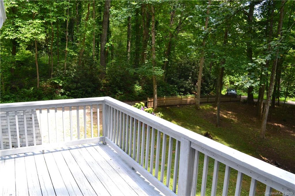 135 Fairview Heights Waynesville NC 28786