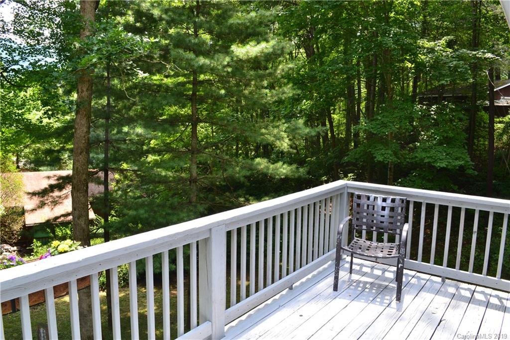 135 Fairview Heights Waynesville NC 28786