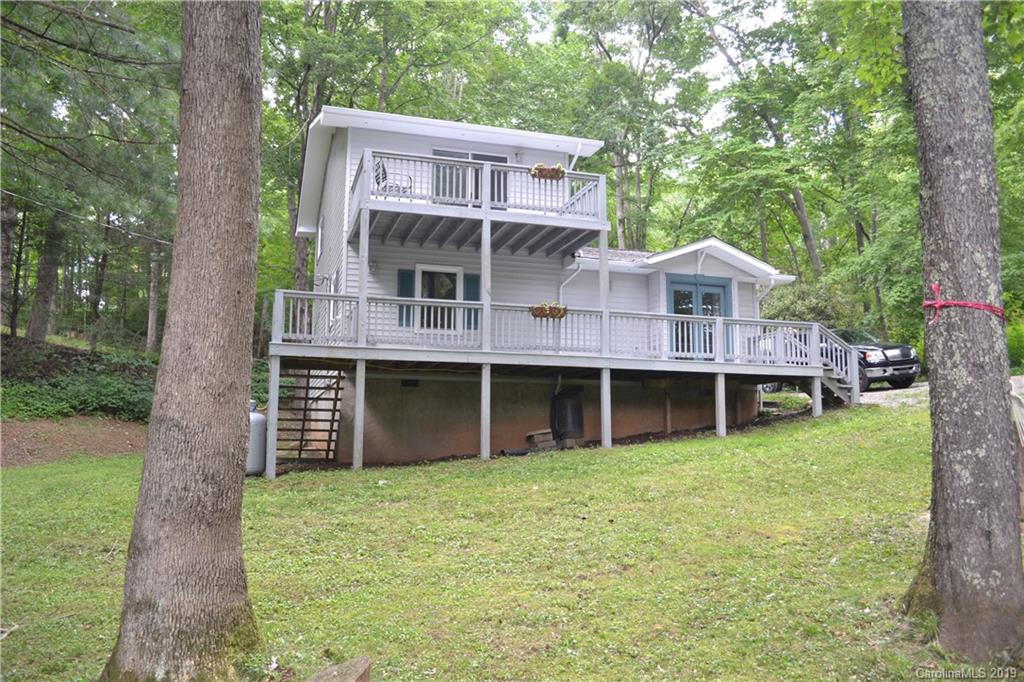 135 Fairview Heights Waynesville NC 28786