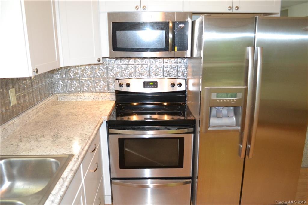 135 Fairview Heights Waynesville NC 28786