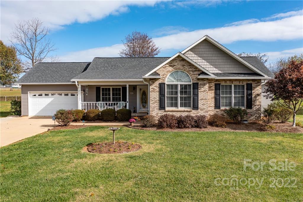 2604 Chandy Street Newton NC 28658